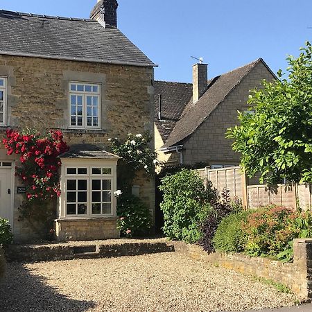 Spring Cottage Bourton-on-the-Water Exterior photo